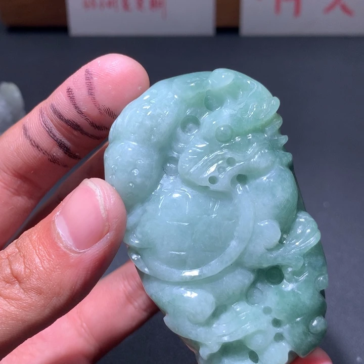 翡翠未镶嵌颈饰保真天然a货翡翠