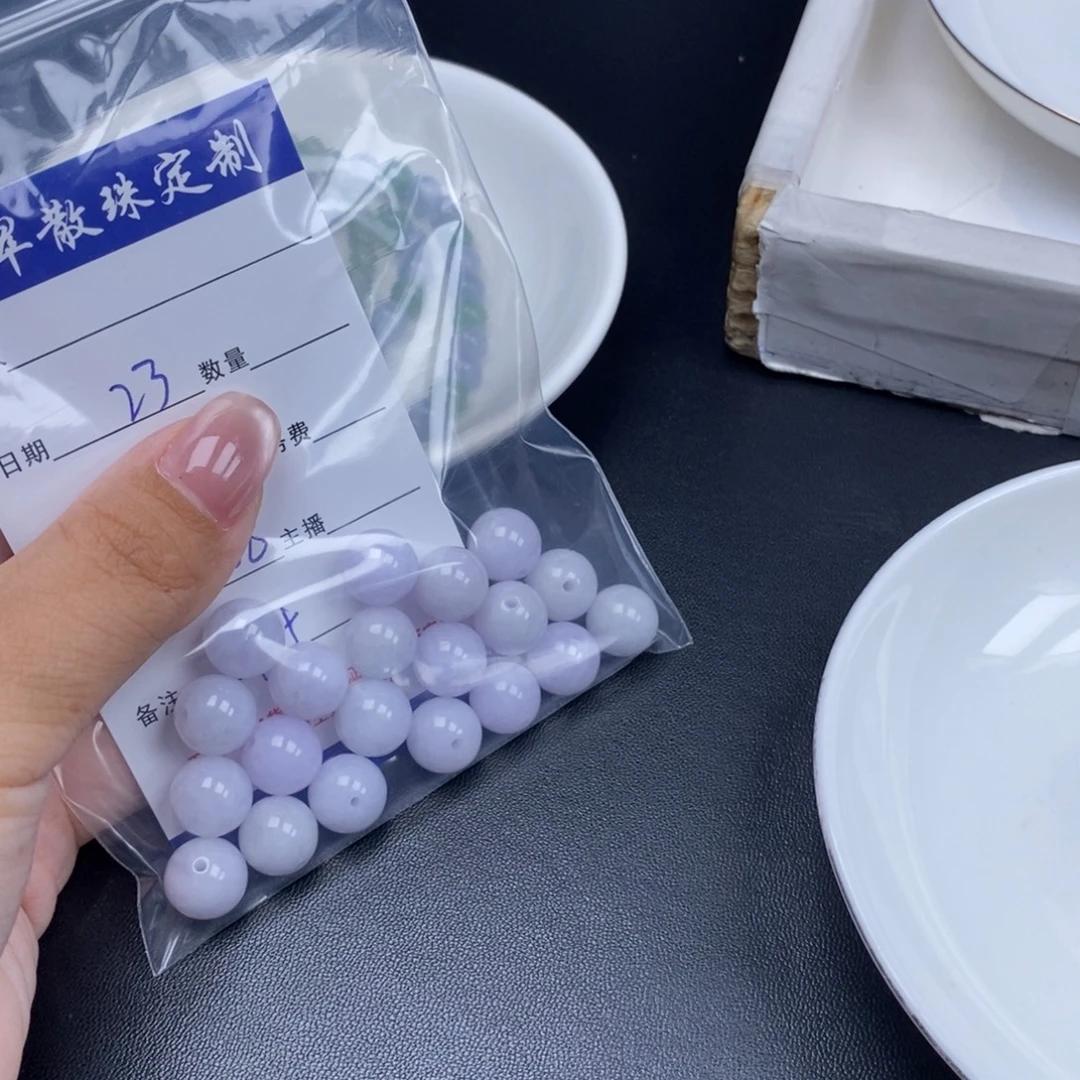 慧***欣翡翠未镶嵌颈饰天然翡翠