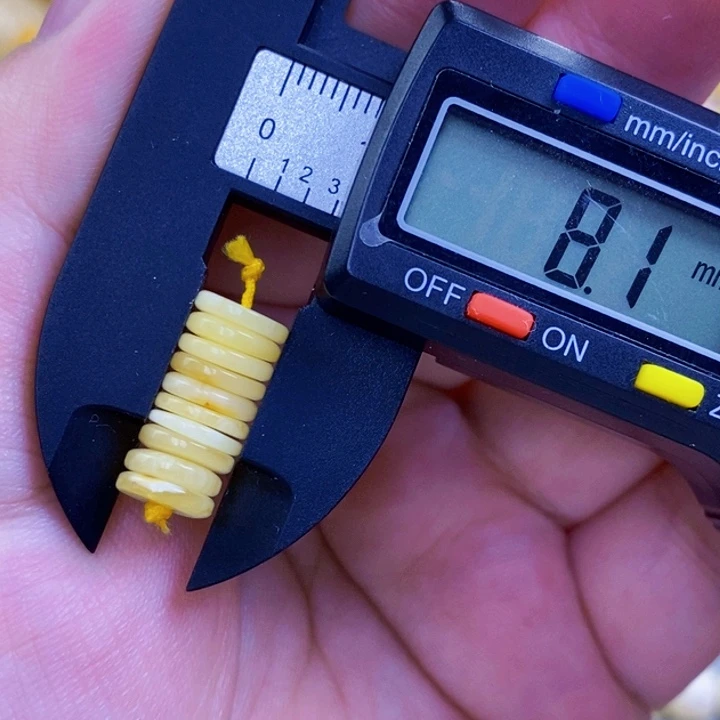 未镶嵌琥珀珠宝奇石