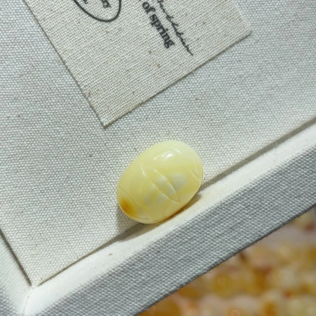 琥珀未镶嵌珠宝奇石法棍面包