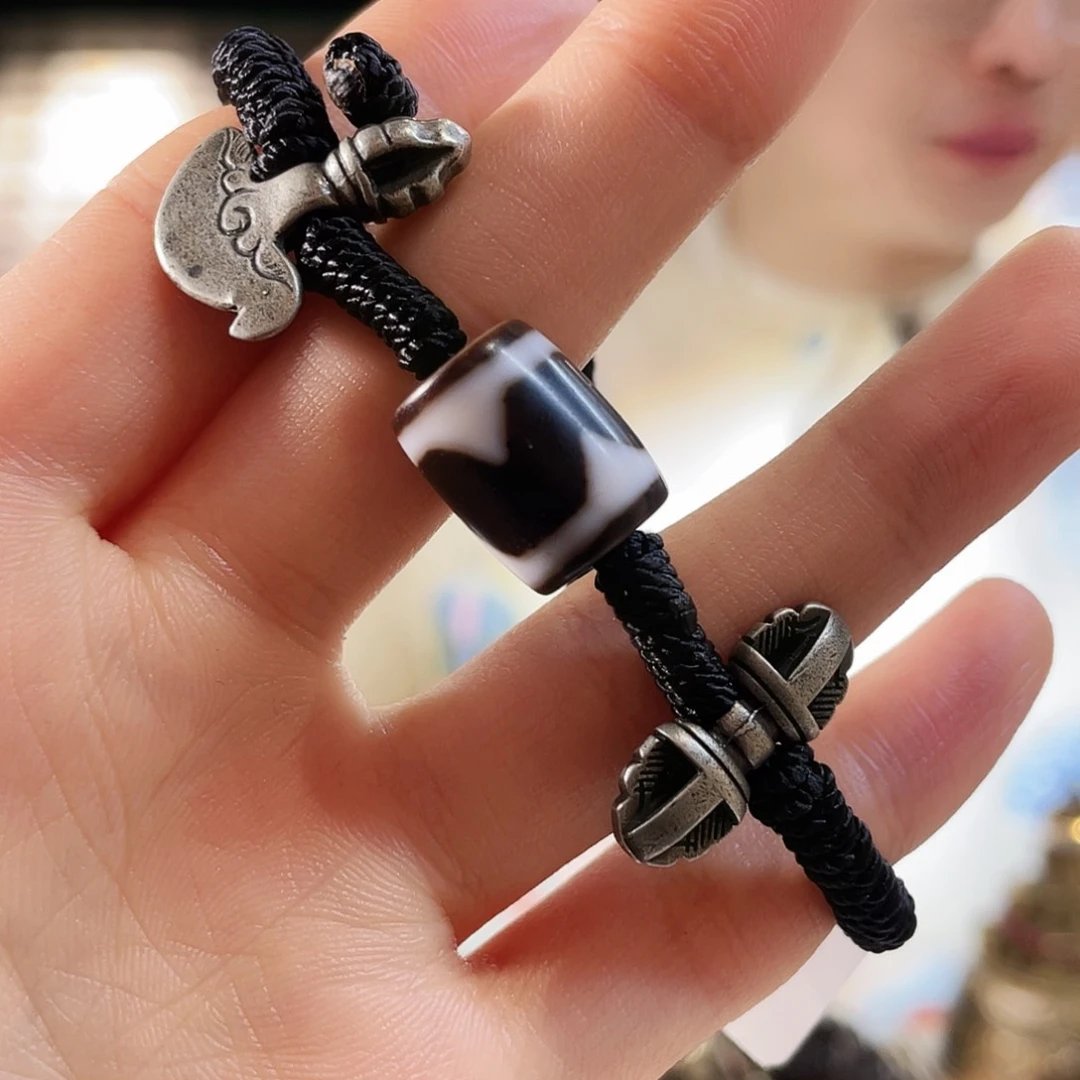 配饰配饰配饰配饰