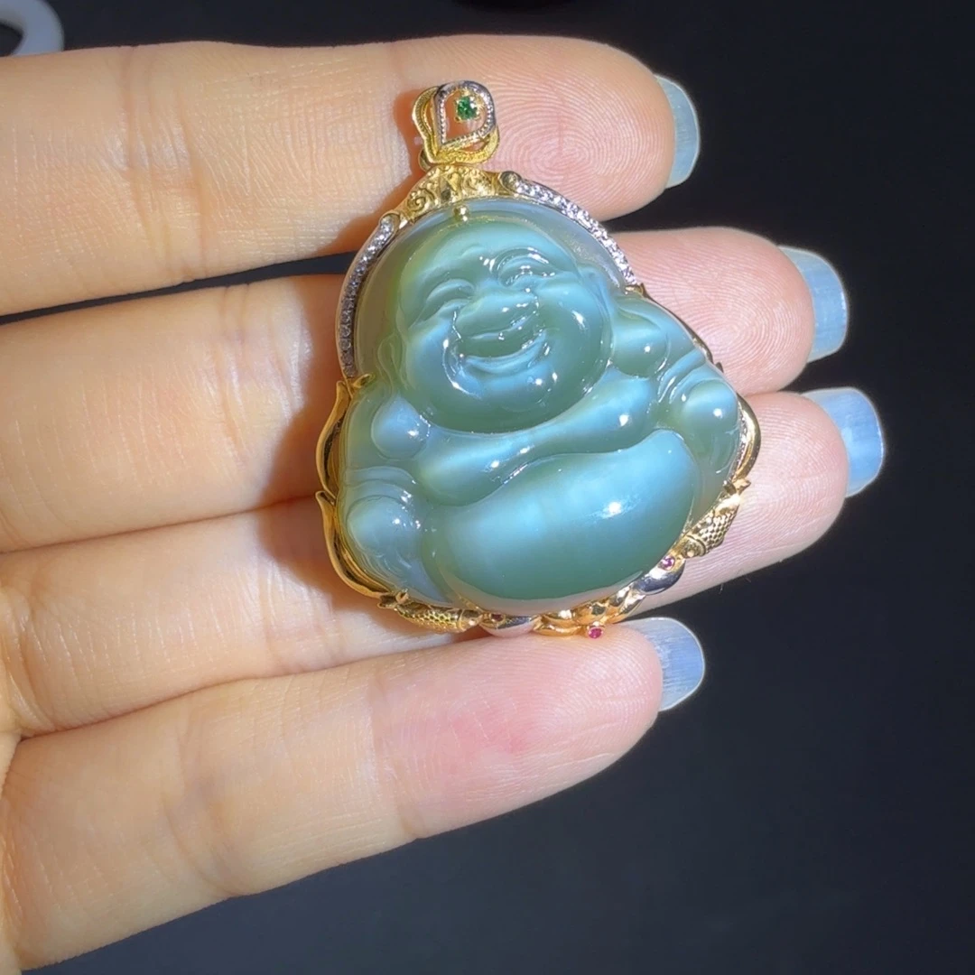 和田玉18K金镶嵌颈饰