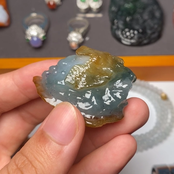 定制翡翠未镶嵌张***了