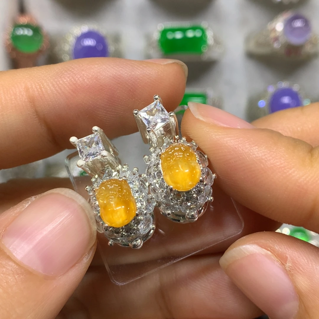 翡翠未镶嵌戒指买断不退