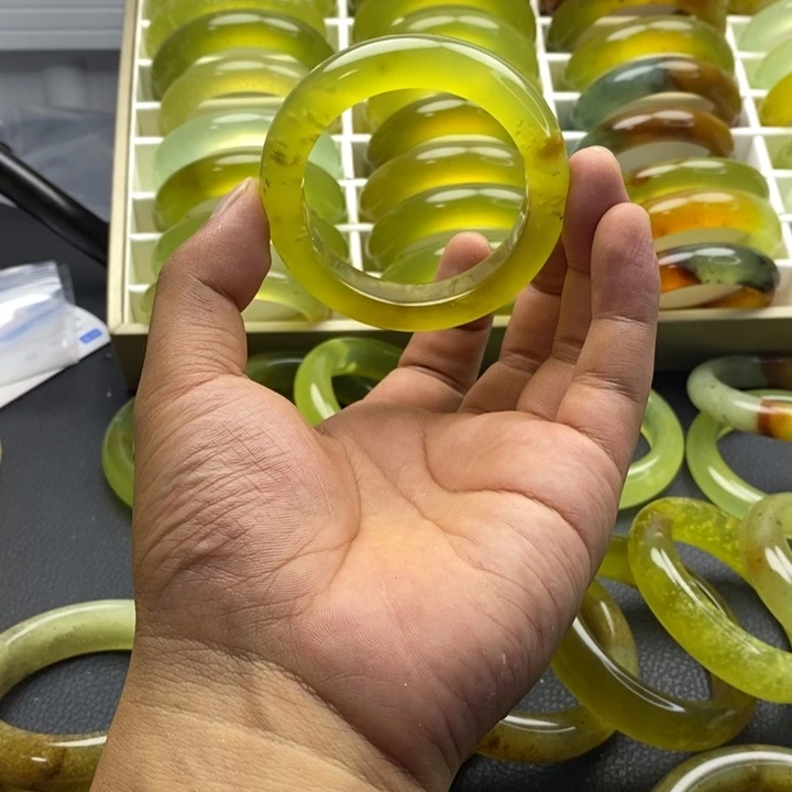 合金蛇纹石玉手镯