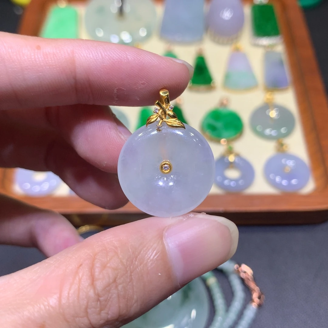 翡翠18K金镶嵌吊坠(不含链)
