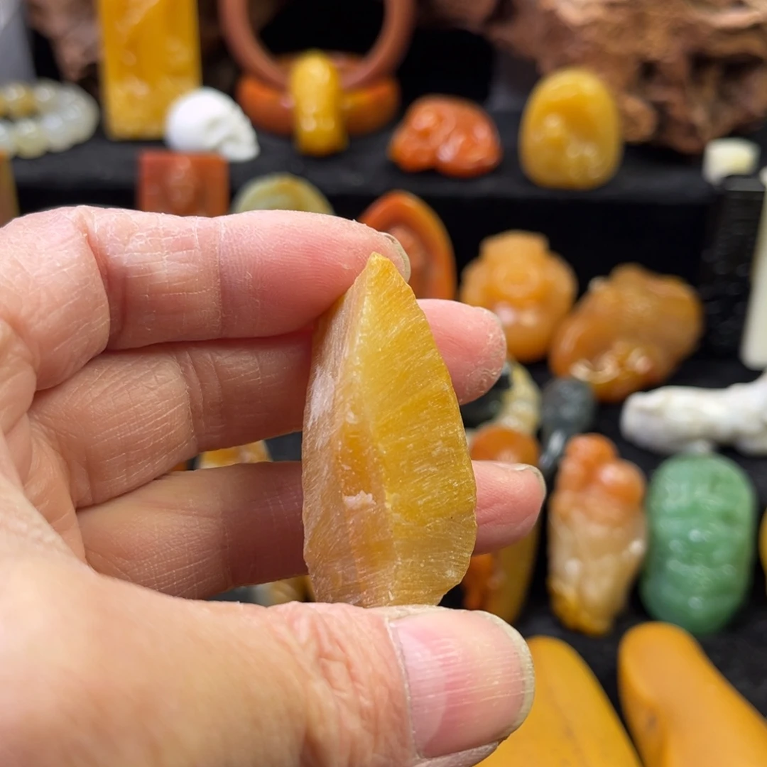 星***.石英质玉未镶嵌挂件