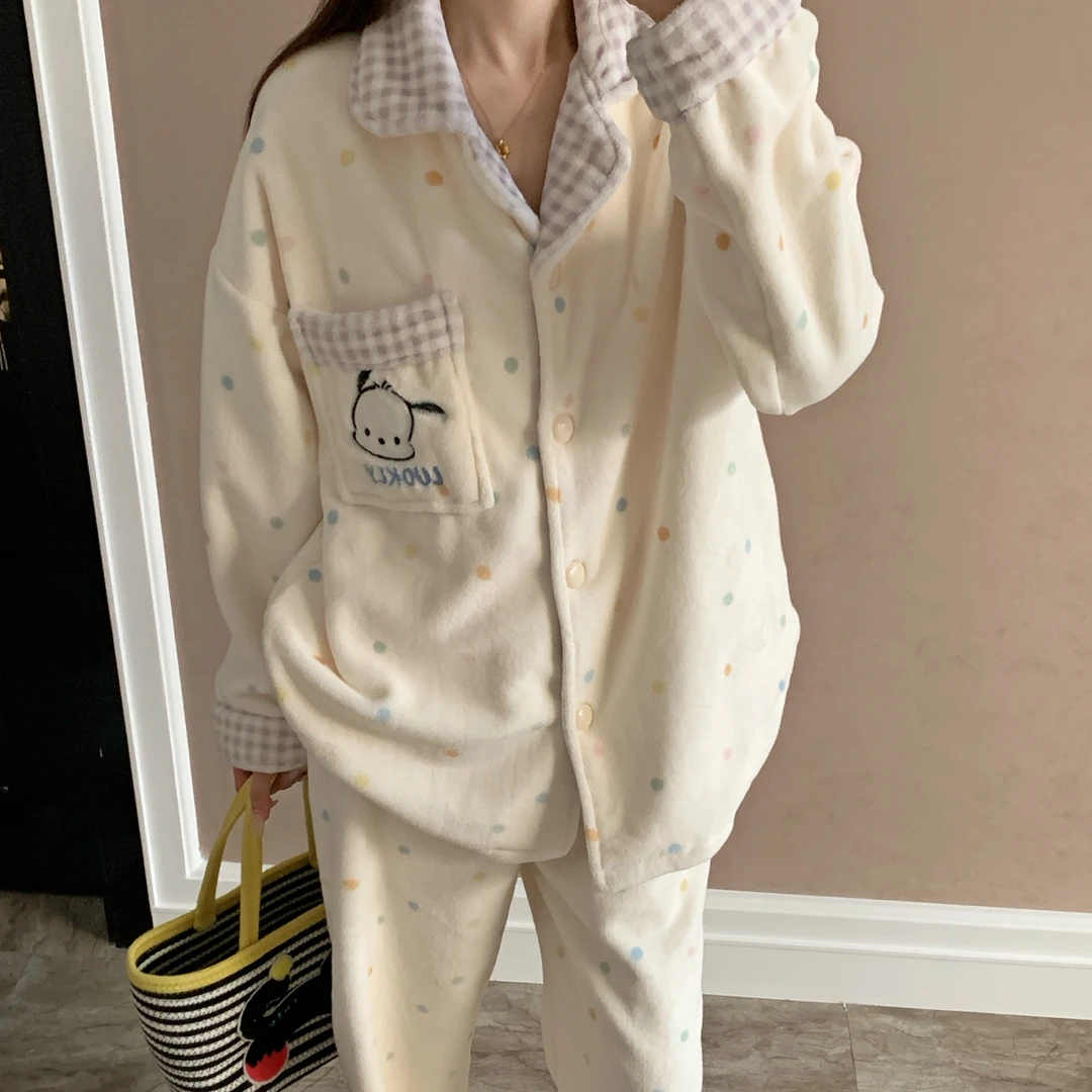 网红风可爱睡衣女生新款冬季法兰绒加厚保暖卡通珊瑚绒家居服套装