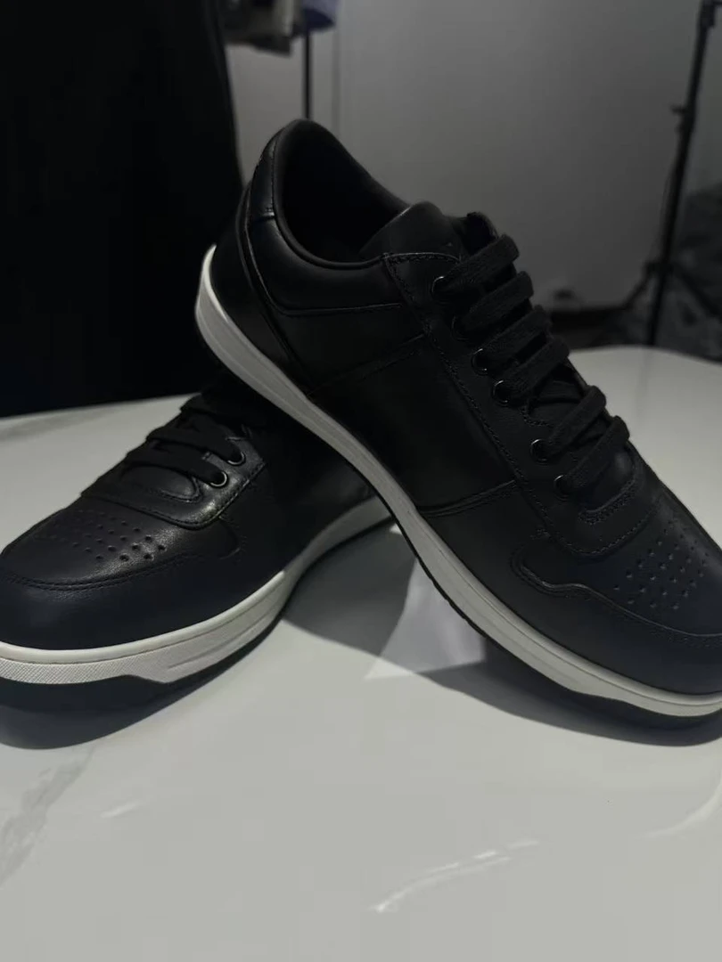 【皮皮奢品】男士休闲运动鞋B52