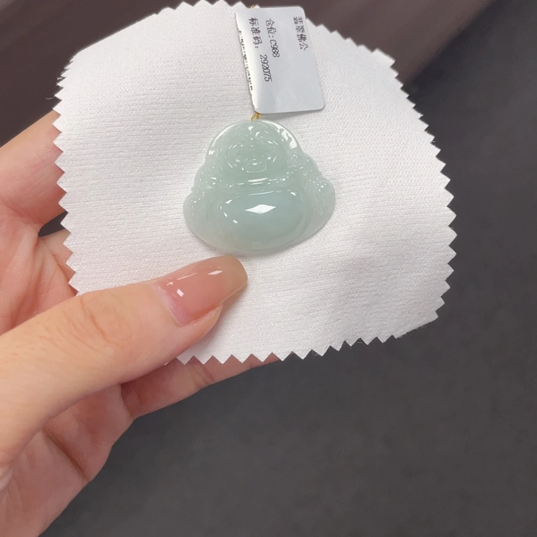 颈饰未镶嵌翡翠佛公