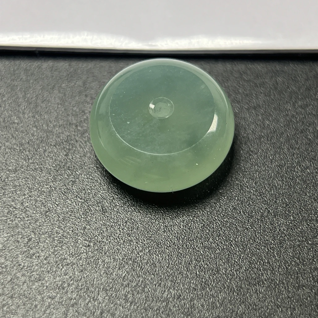 平安扣老坑天然A货种浅绿平安圆满尺寸14.5，5.9mm