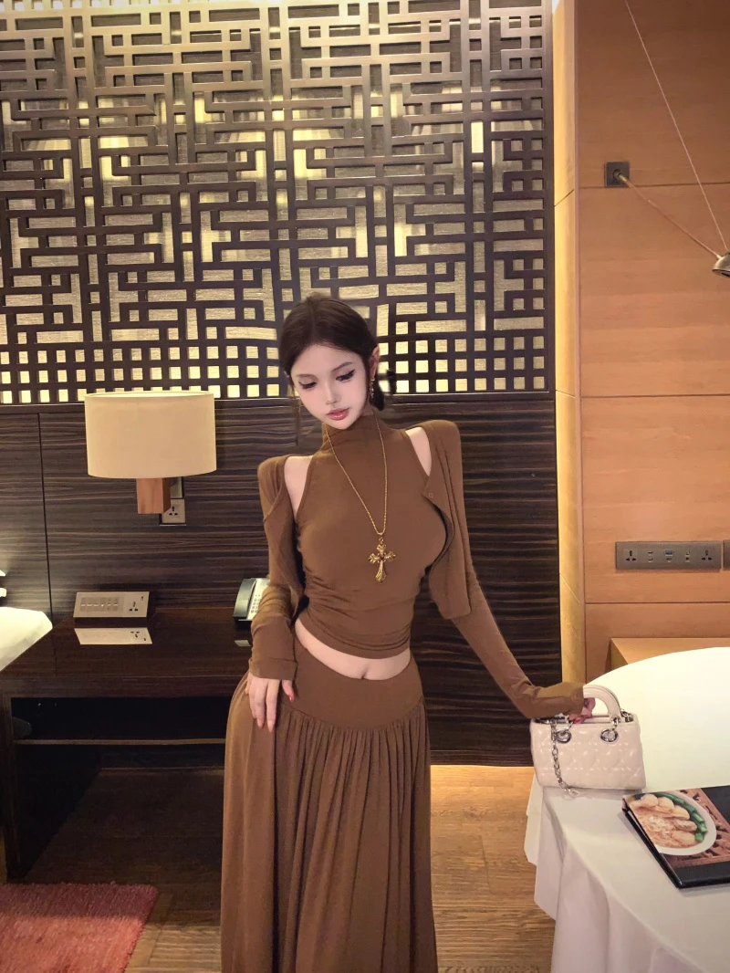 美拉德穿搭套装咖色长袖开衫上衣半高领背心女装秋季半身裙三件套