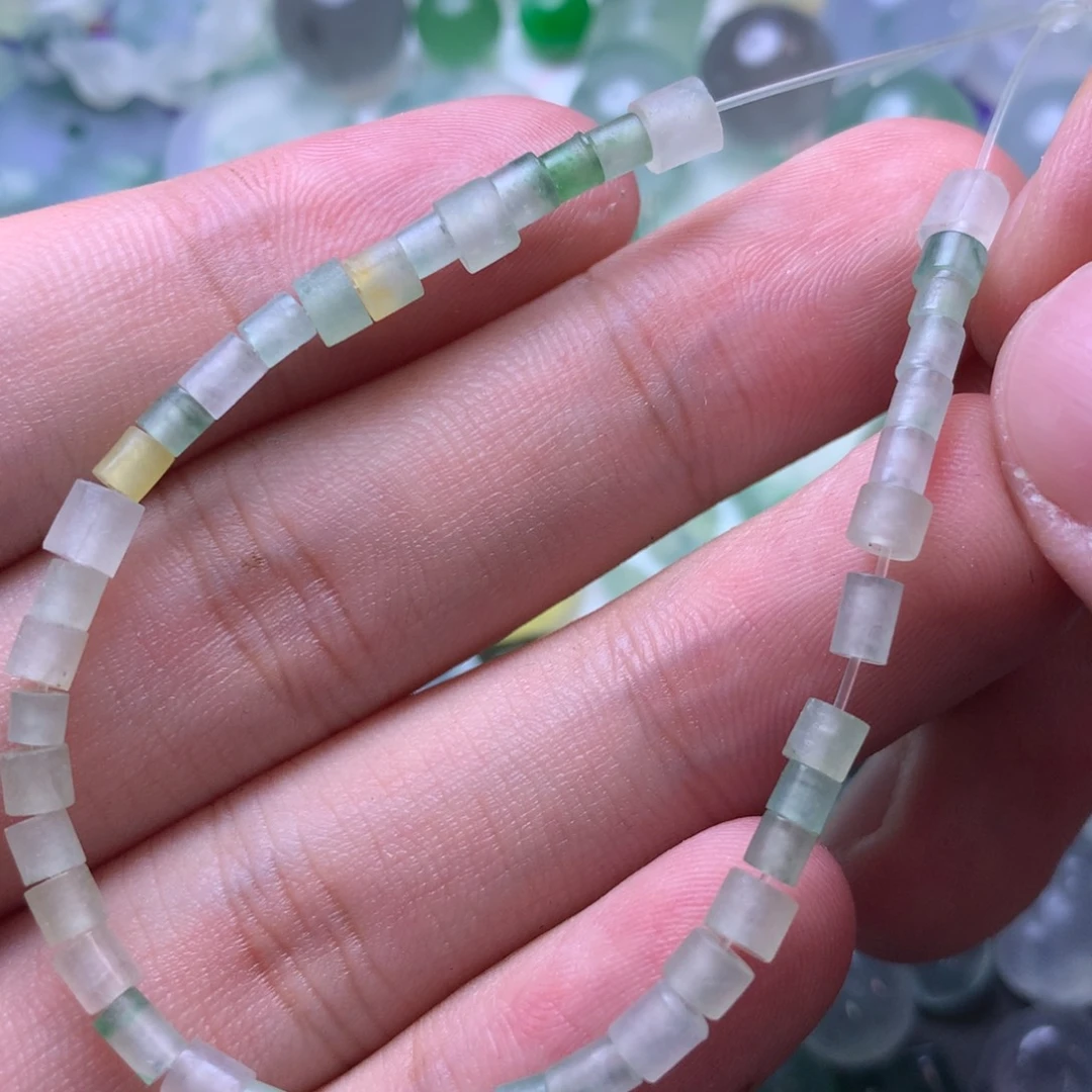 定制翡翠未镶嵌挂件