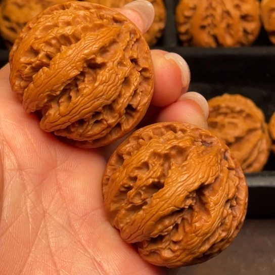 文玩核桃吊坠秦岭野生核桃