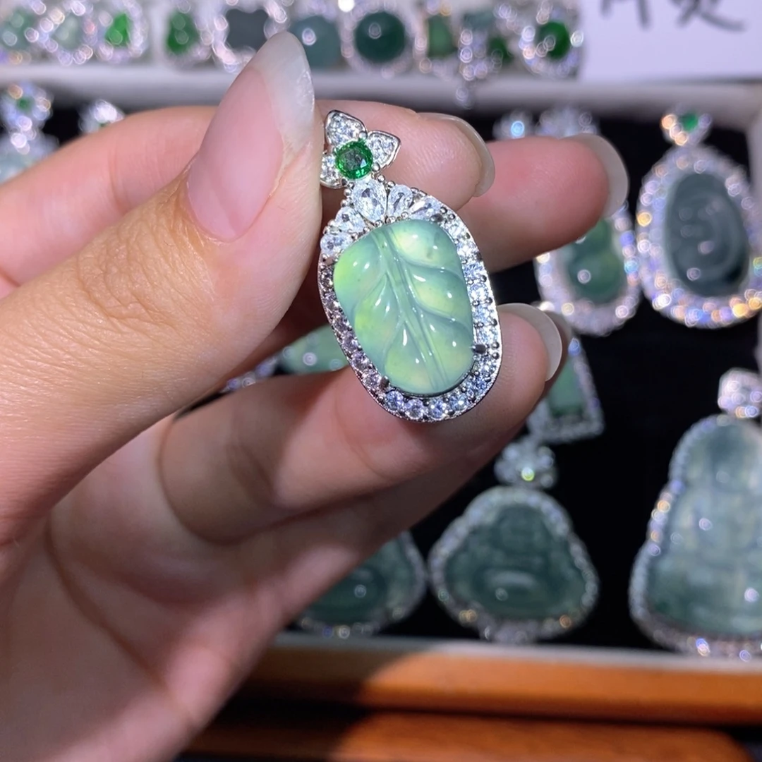 翡翠未镶嵌颈饰天然