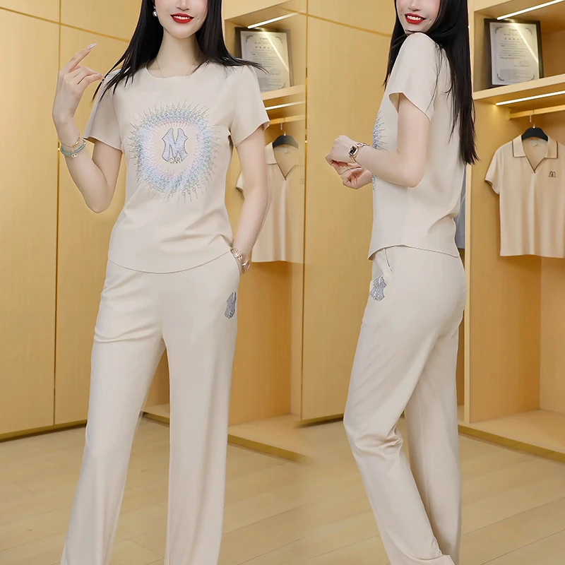 冰丝圆领运动服套装女款夏季2025新款洋气减龄时尚薄款短袖两件套