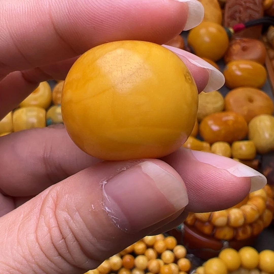 琥珀未镶嵌珠宝奇石26