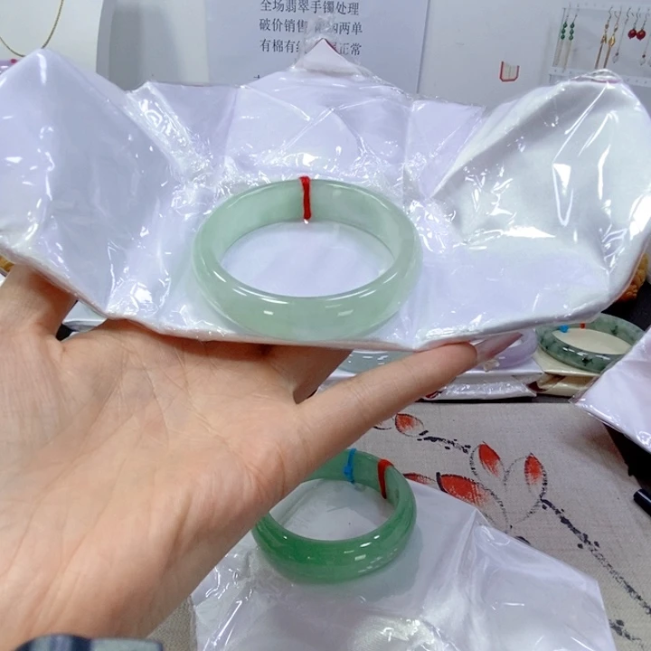 ?*子菲59圈口手镯