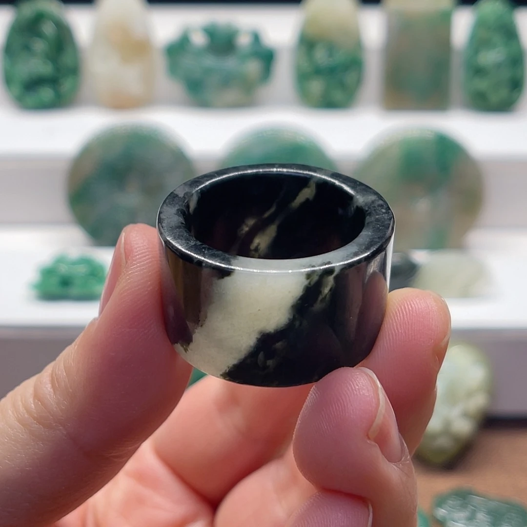 独山玉未镶嵌扳指内直径22mm