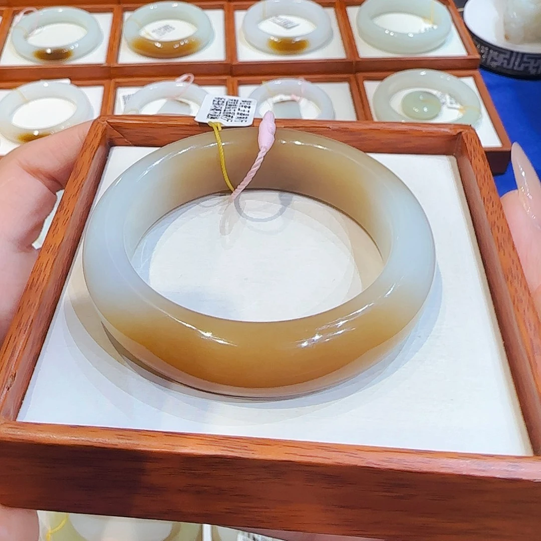 和田玉手镯未镶嵌且末天地糖宽胎52 53 54