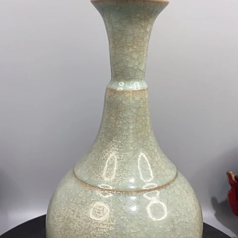 摆件汝窑长颈瓶造型美观