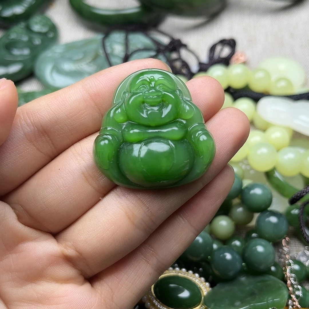 顺***然和田玉（碧玉）未镶嵌颈饰