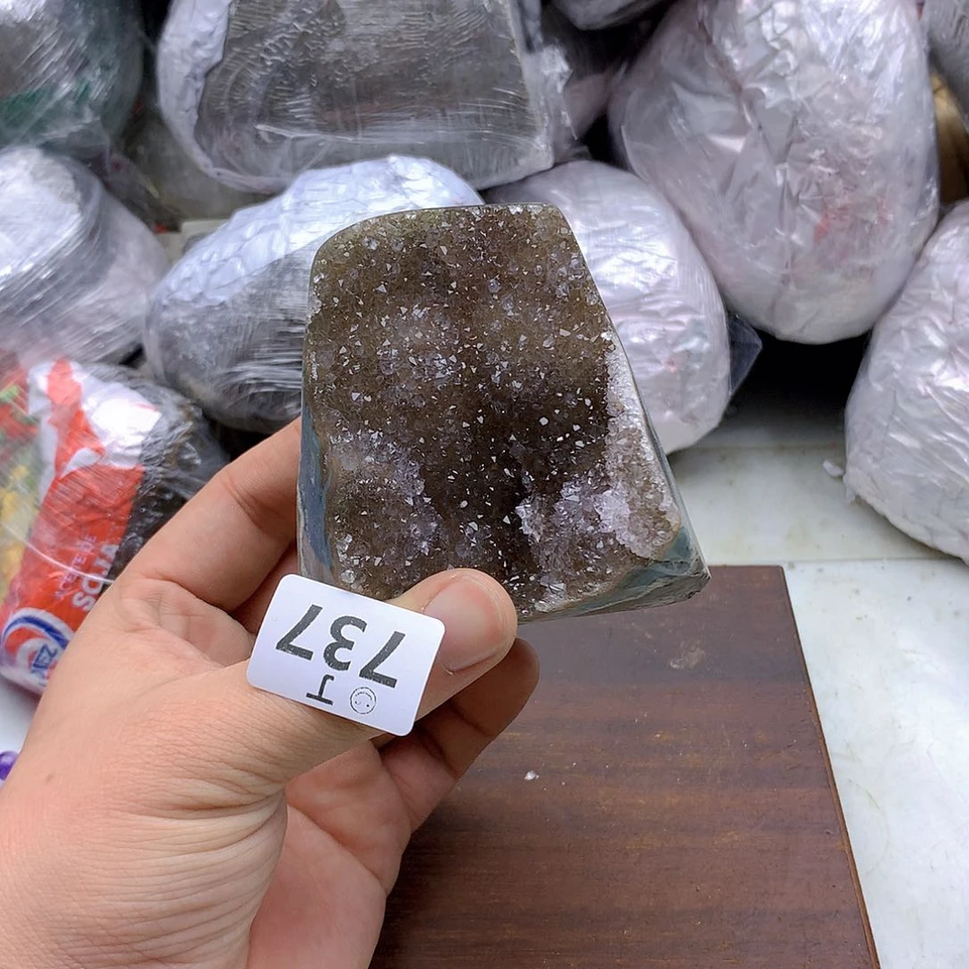 紫晶大型摆件（非配饰）未镶嵌