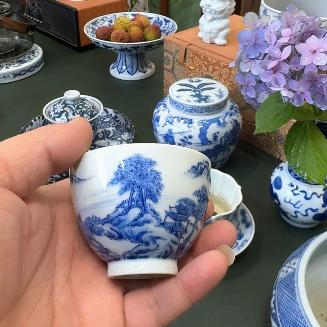 青花山水鸡心杯景德镇
