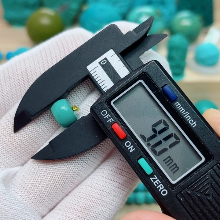 绿松石未镶嵌珠宝