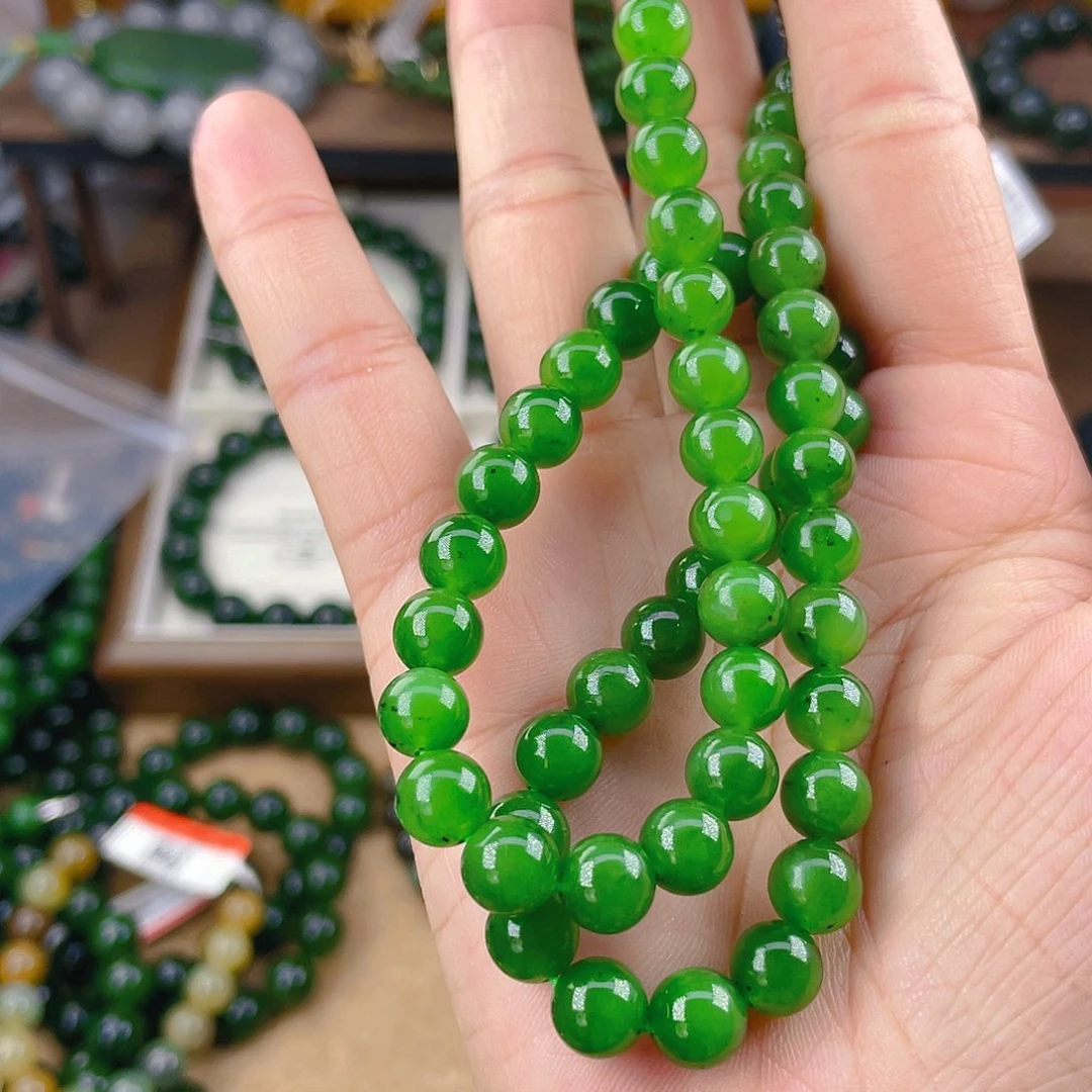 和田玉未镶嵌颈饰?**6