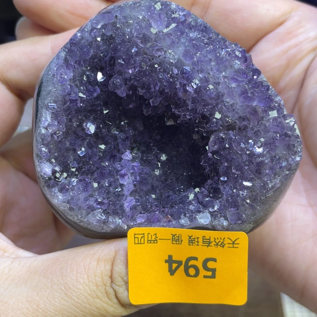 未镶嵌水晶大型摆件（非配饰）