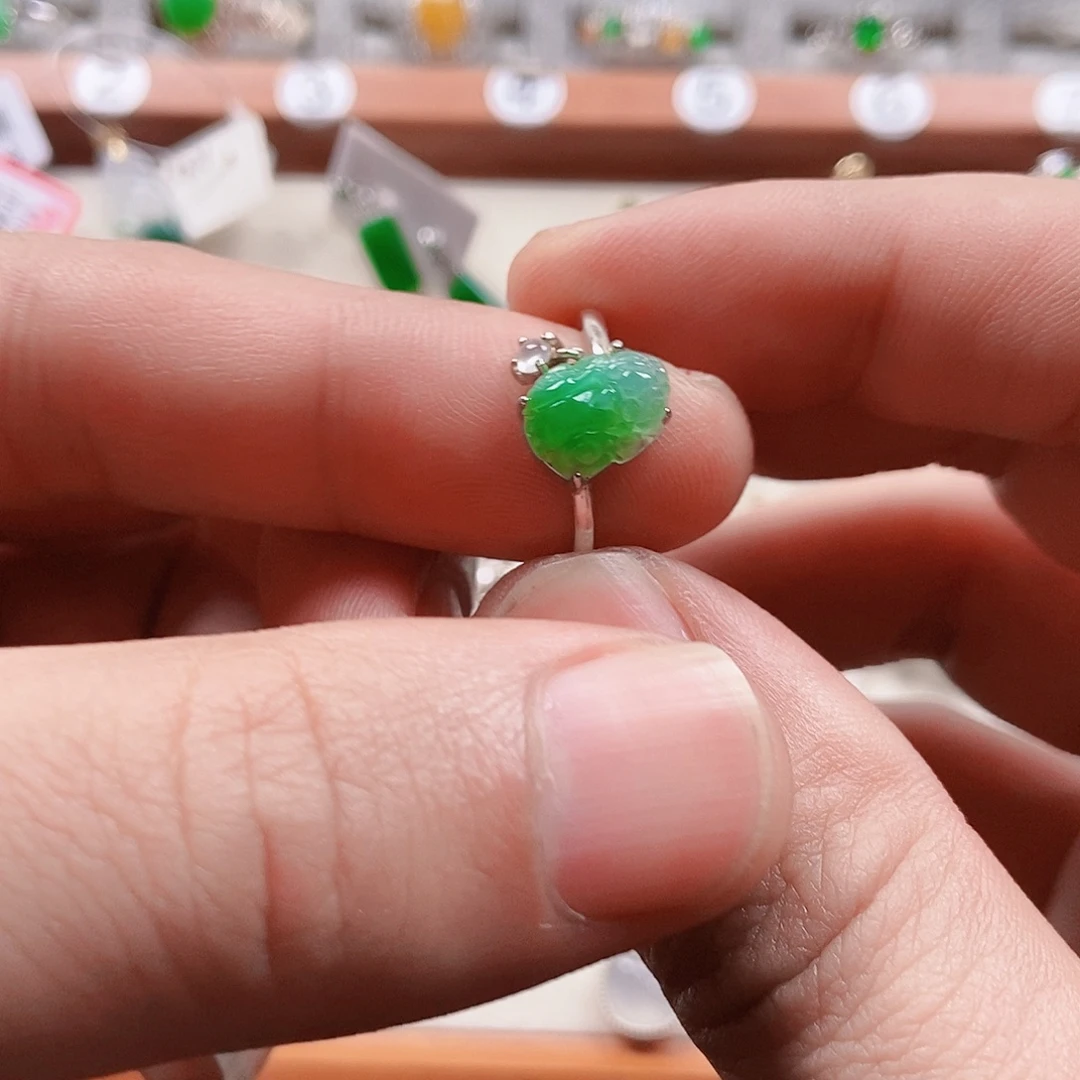 翡翠银S925镶嵌颈饰