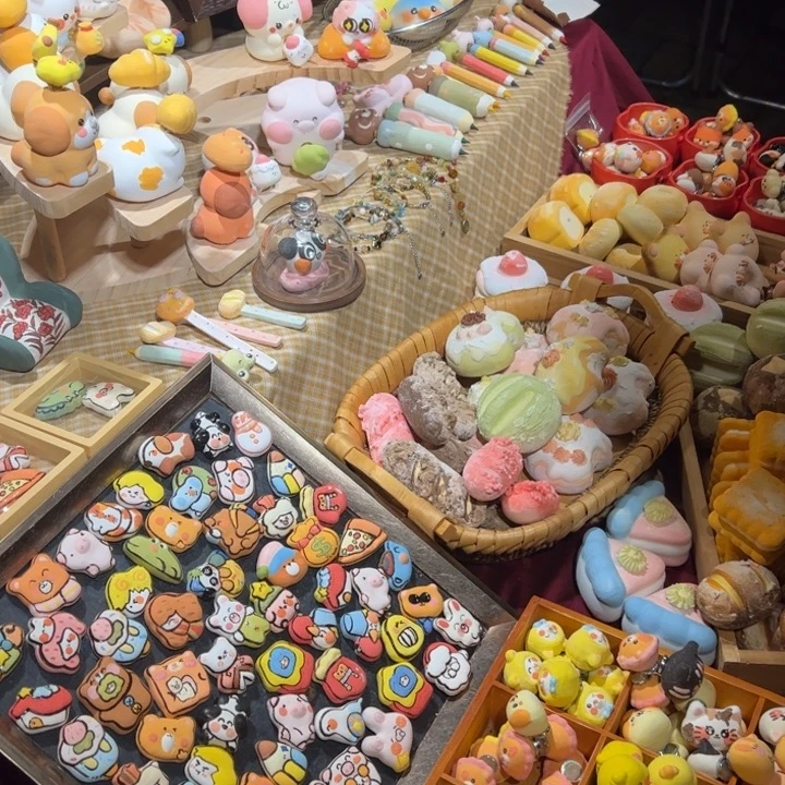 50。         陶瓷