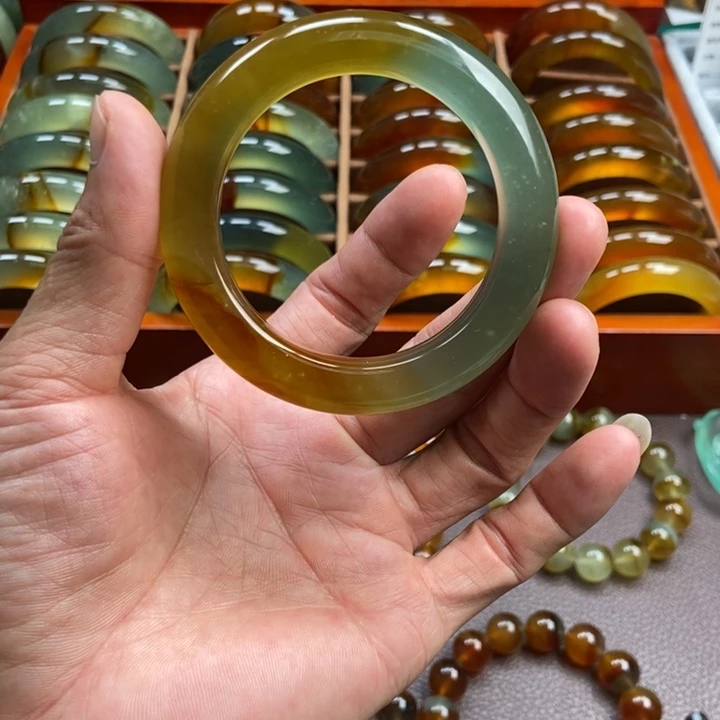 铮***铮未镶嵌蛇纹石玉手镯手串戒指