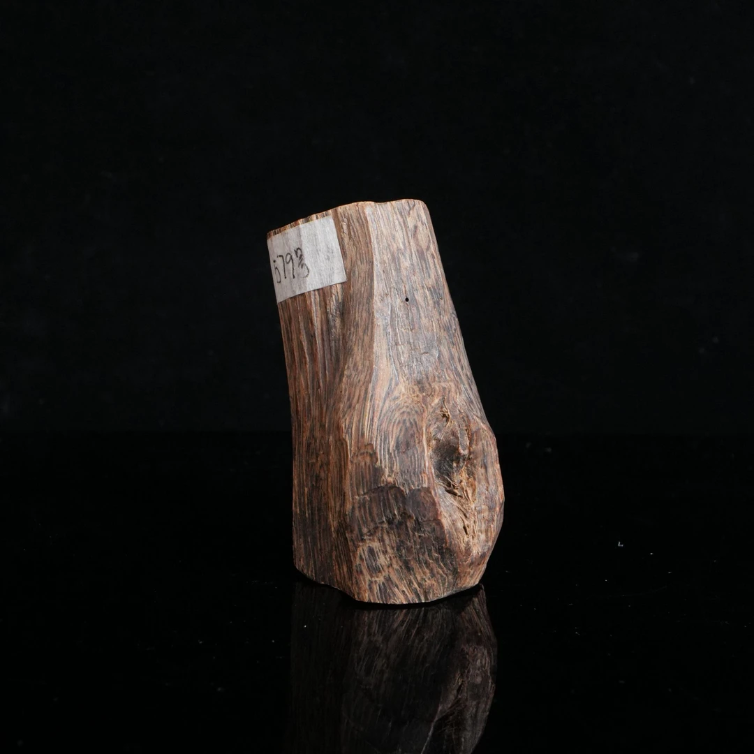 B9646 达拉干树心油95分沉黑棋原料 / 121g