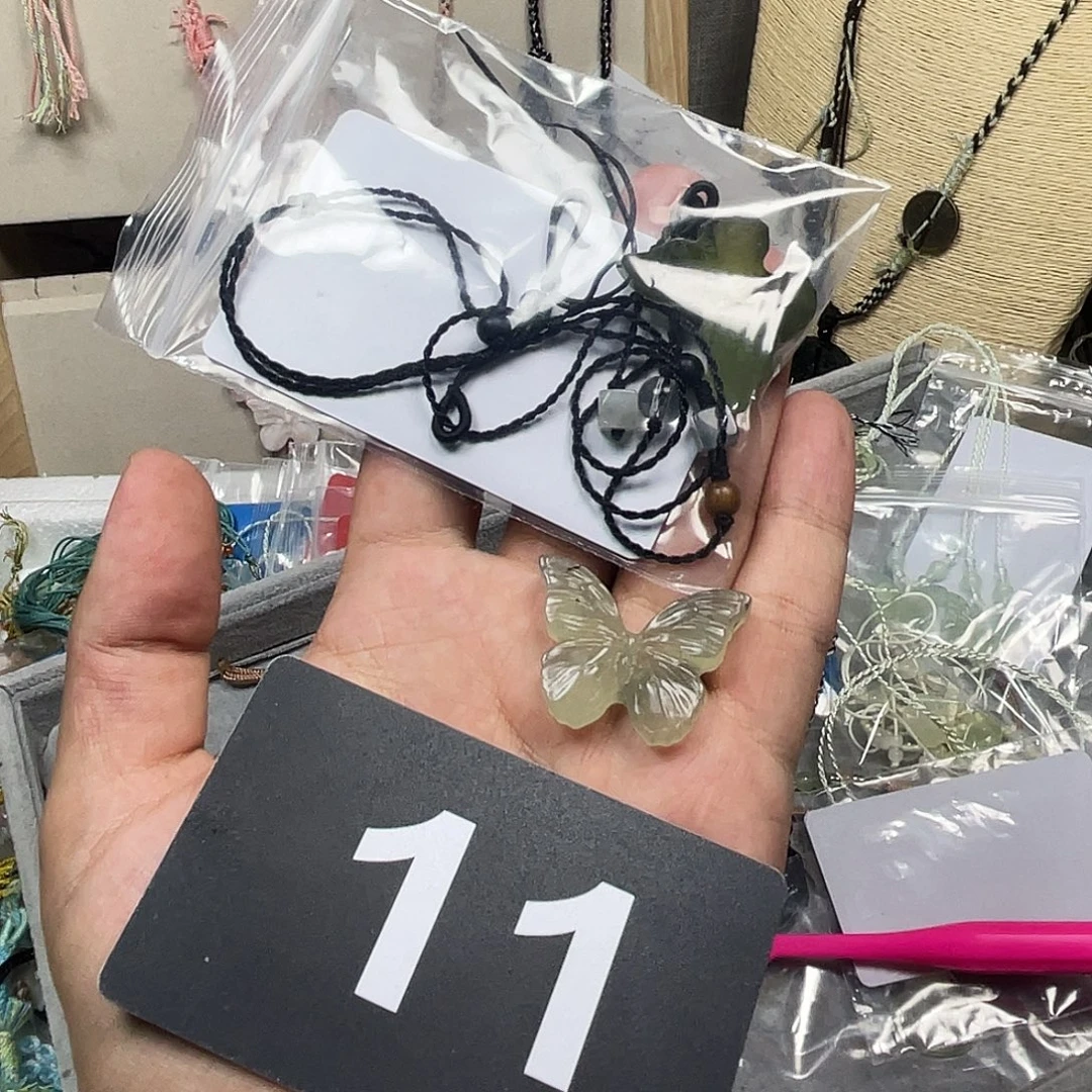 蛇纹石玉合金颈饰