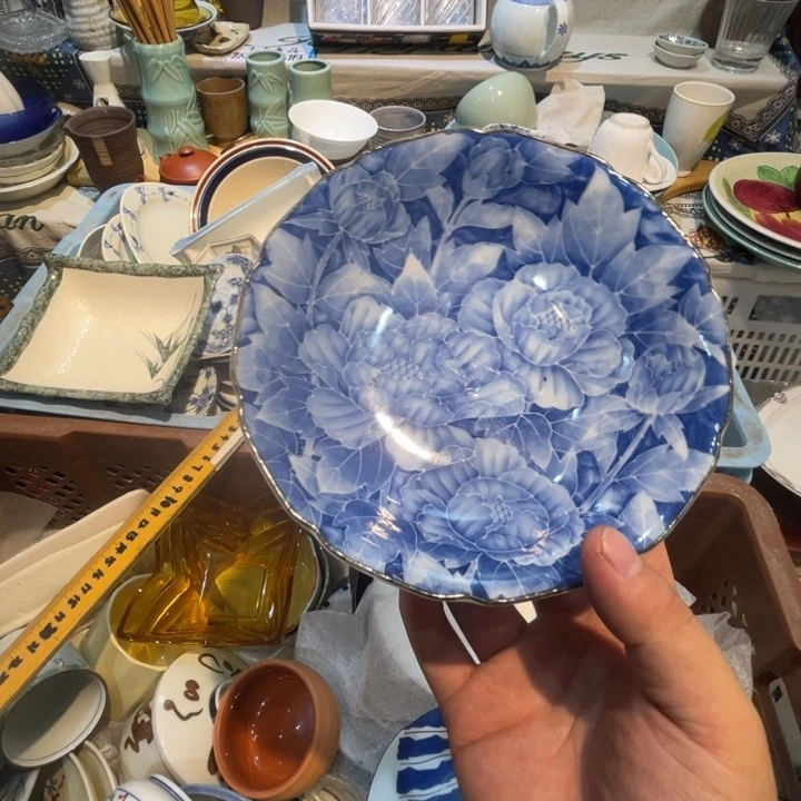 瓷片?箱なしでいいので お値下げ可能でしょうか？