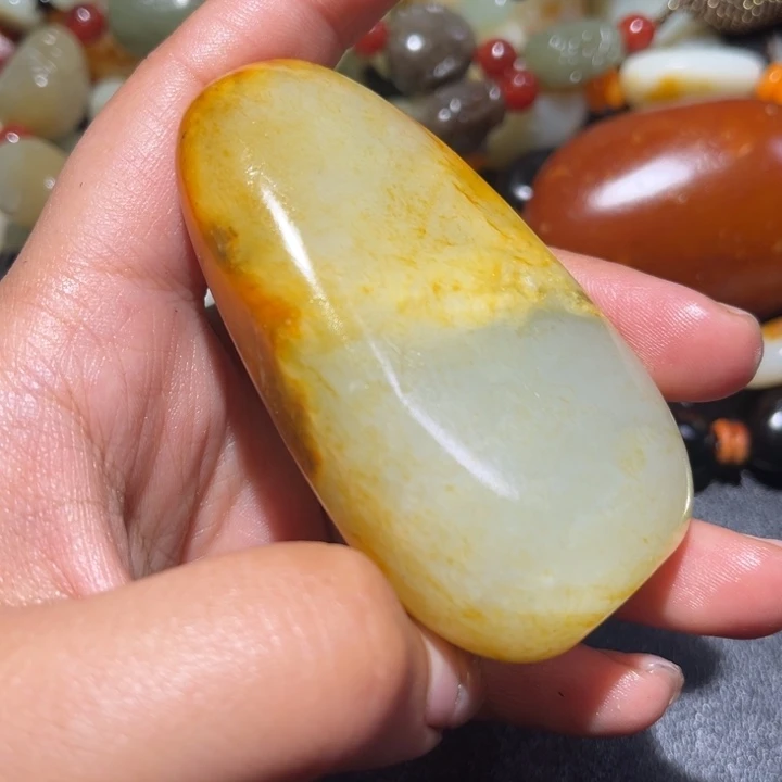 和田玉未镶嵌珠宝奇石