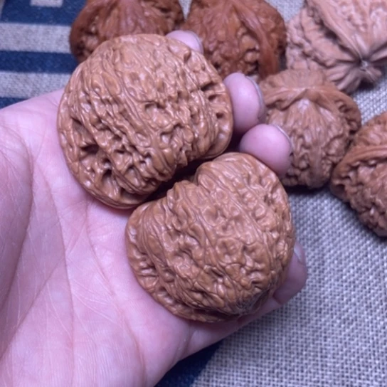 吊坠文玩核桃泥鳅背