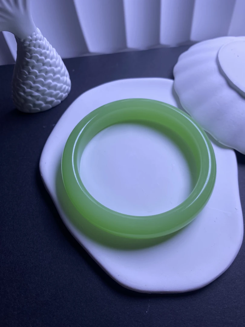 绿色手镯随机发一个X24