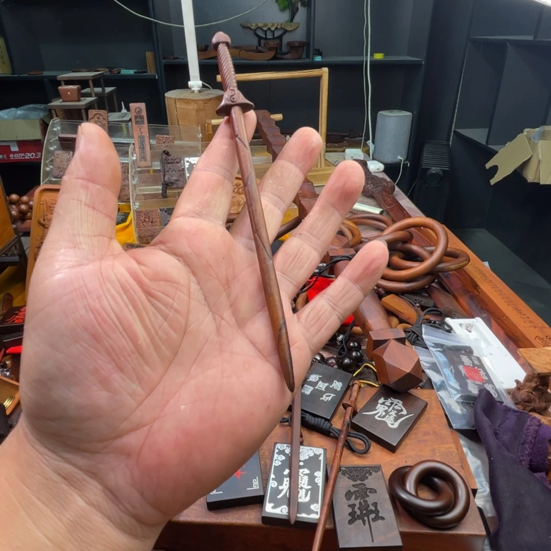 清***云枣木雷击枣木雕刻簪子