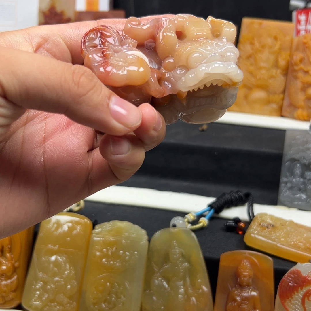 石英质玉（黄龙玉）未镶嵌多样性发货，发其一