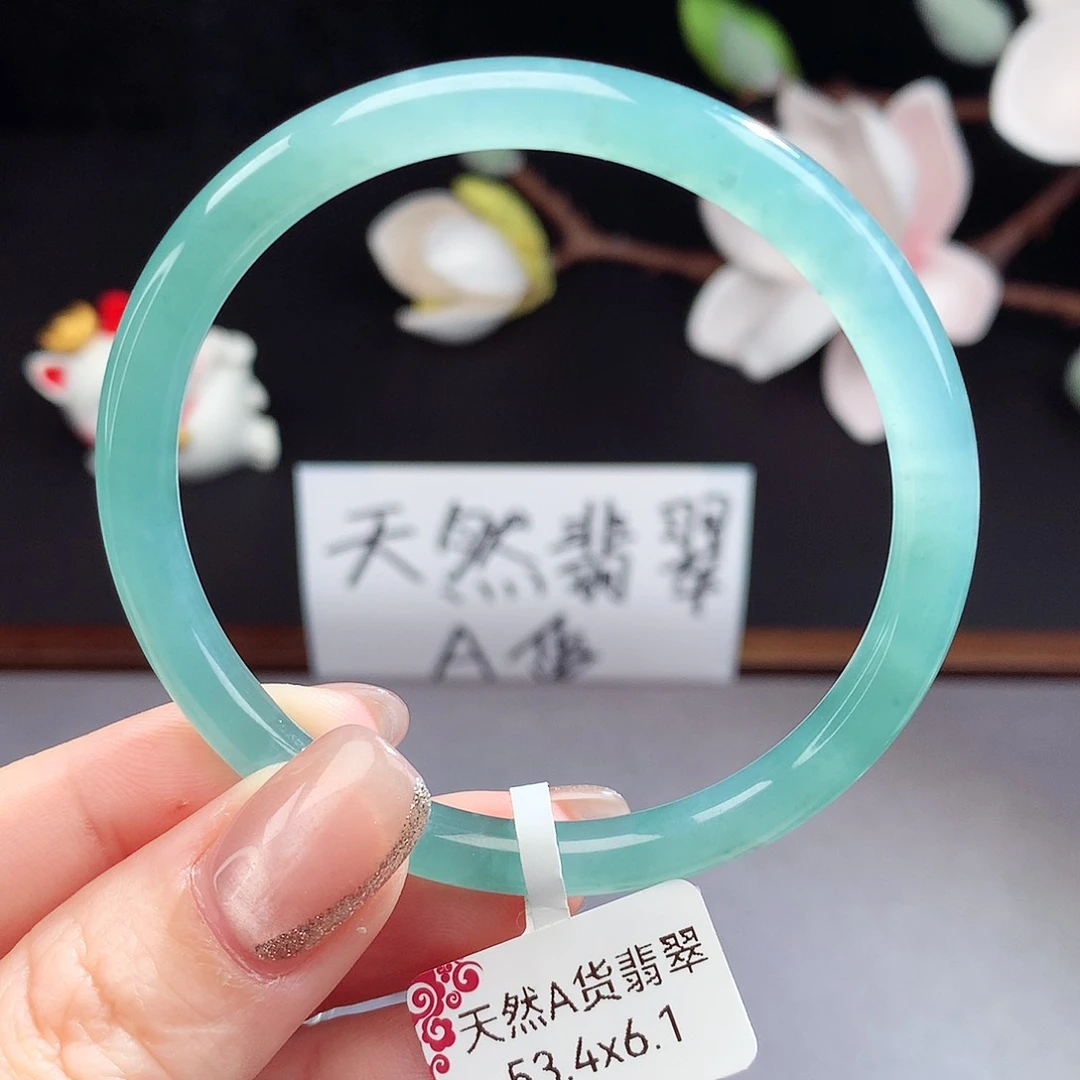 翡翠手镯（圆镯）未镶嵌