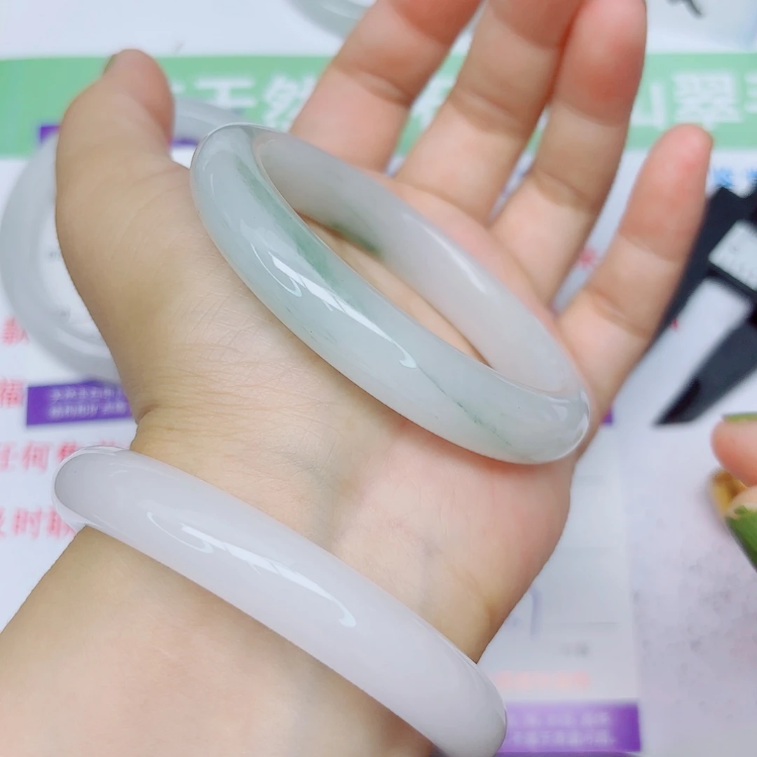 石英质玉手镯未镶嵌59/5758