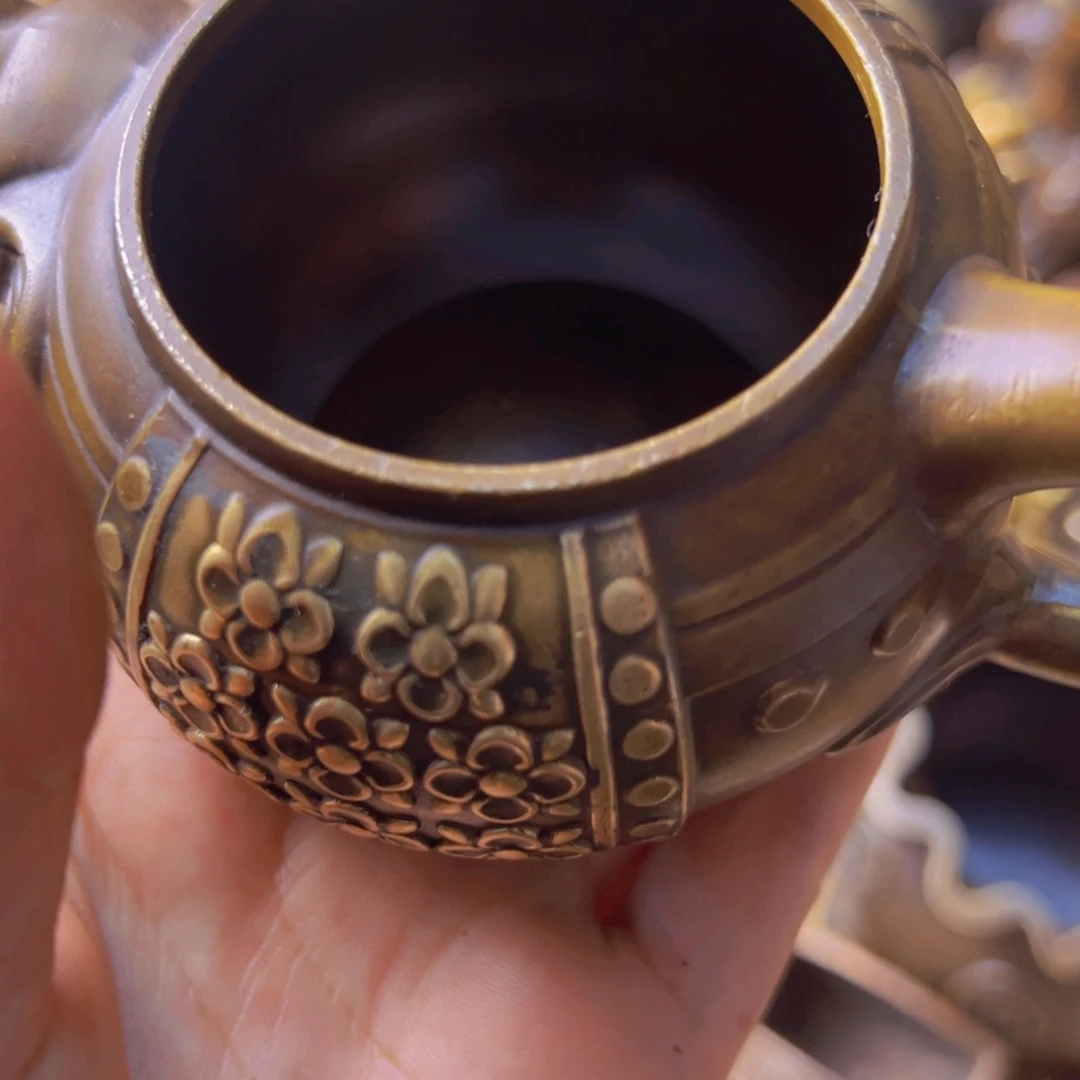 原矿风磨铜大象壶