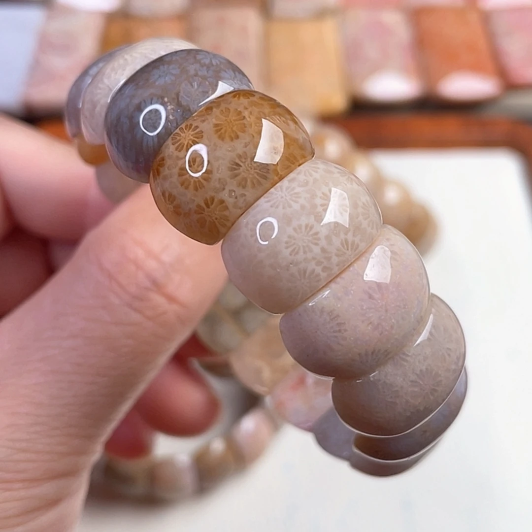 【闪购商品】硅化玉手镯未镶嵌m**i