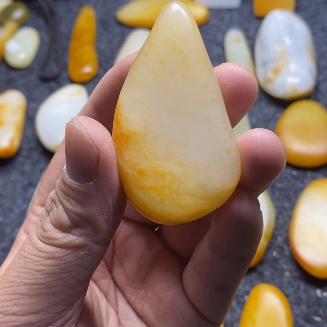 【闪购商品】和田玉颈饰未镶嵌