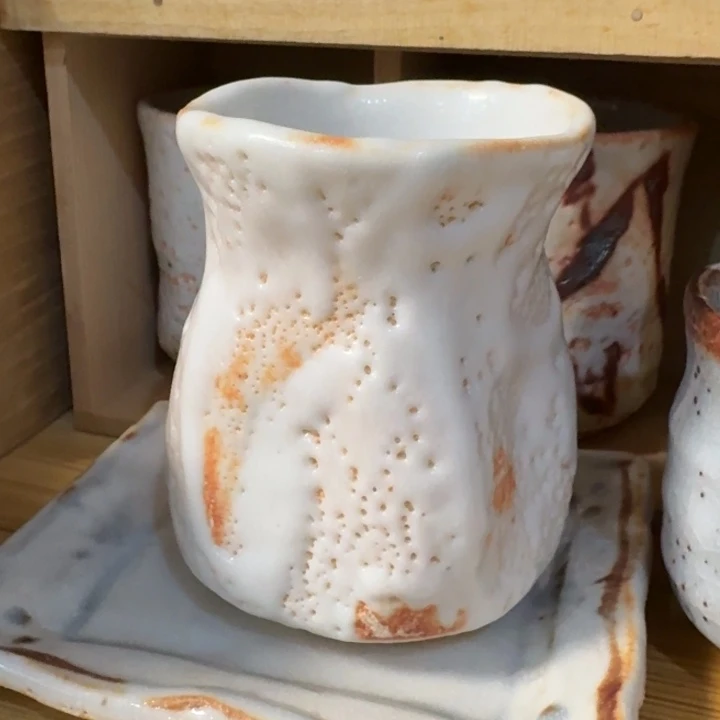 虹***喵陶杯子一个特价的