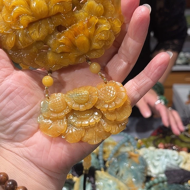 未镶嵌岫玉毛衣链