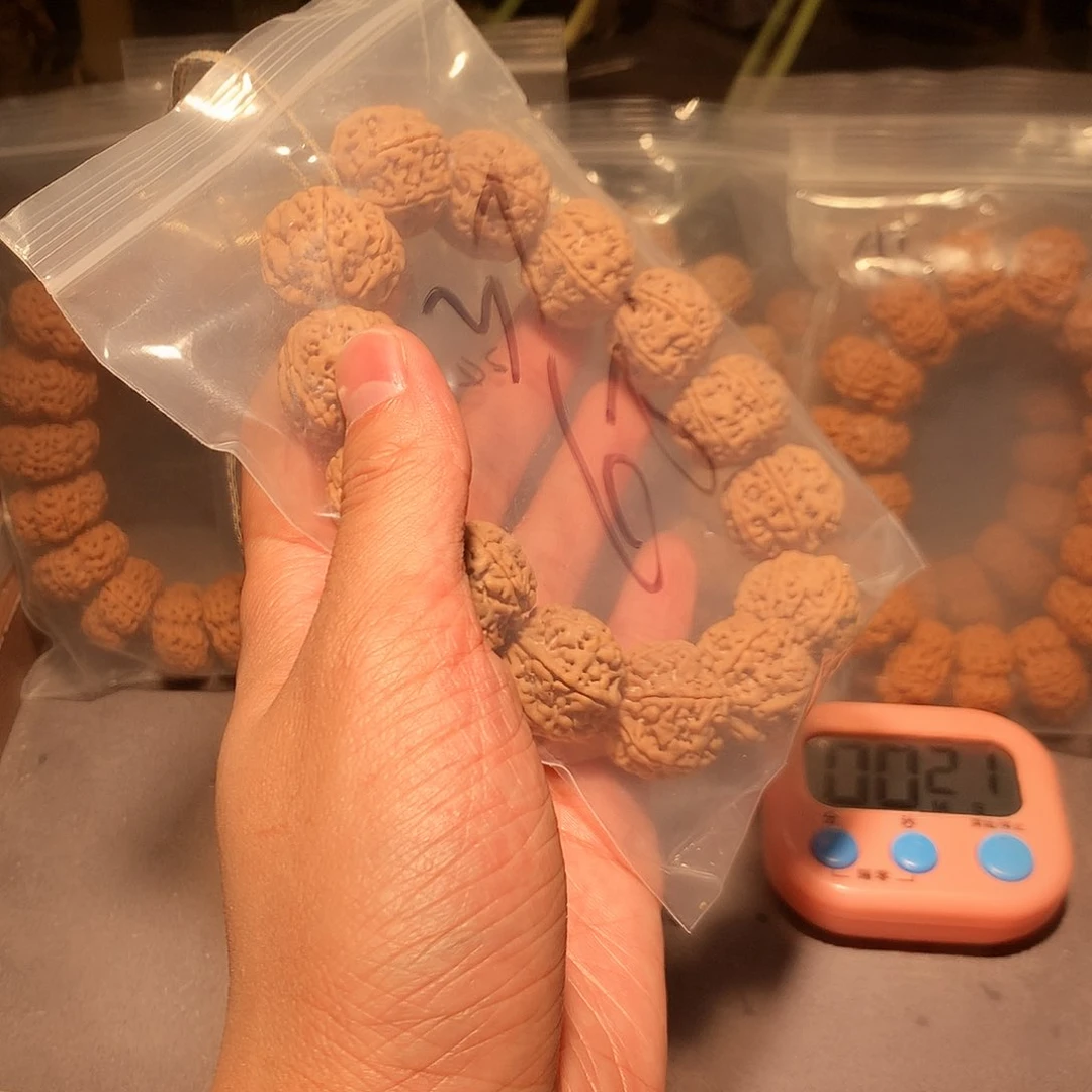 金刚菩提手串阿*37。